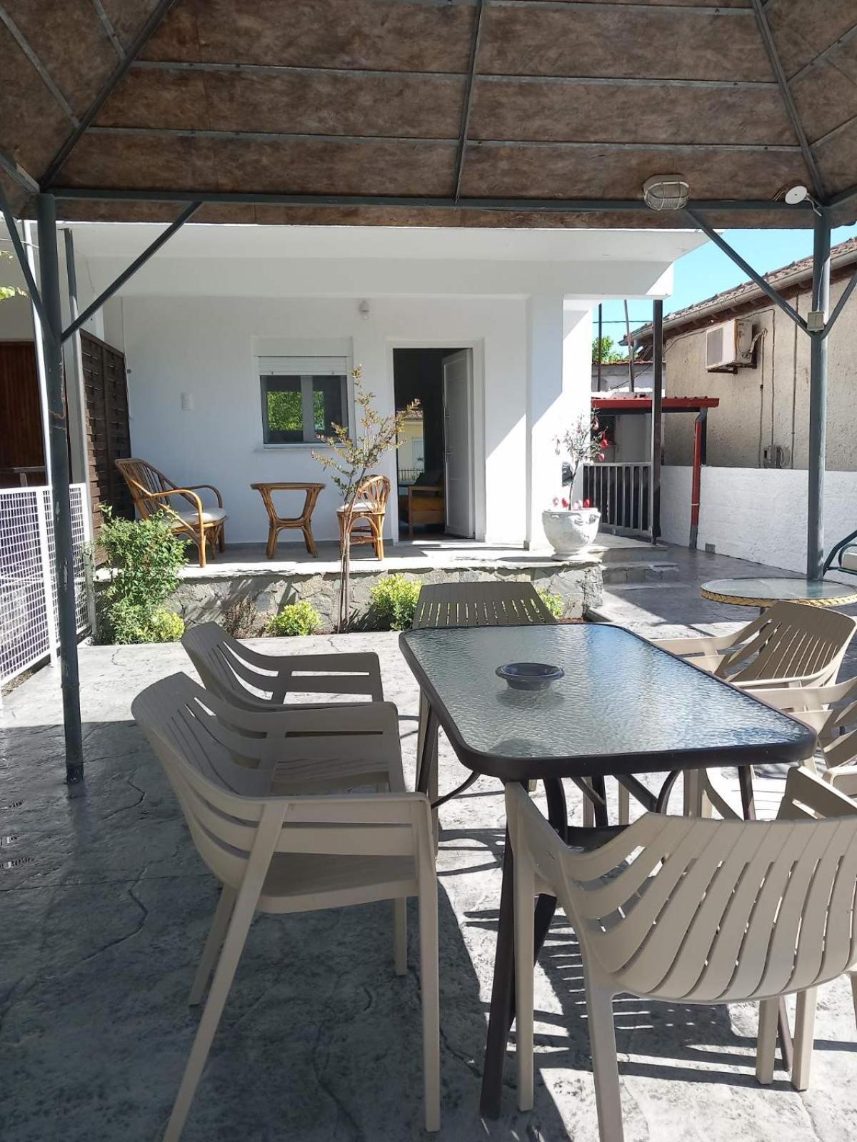 Olympian Chalet Paralía المظهر الخارجي الصورة